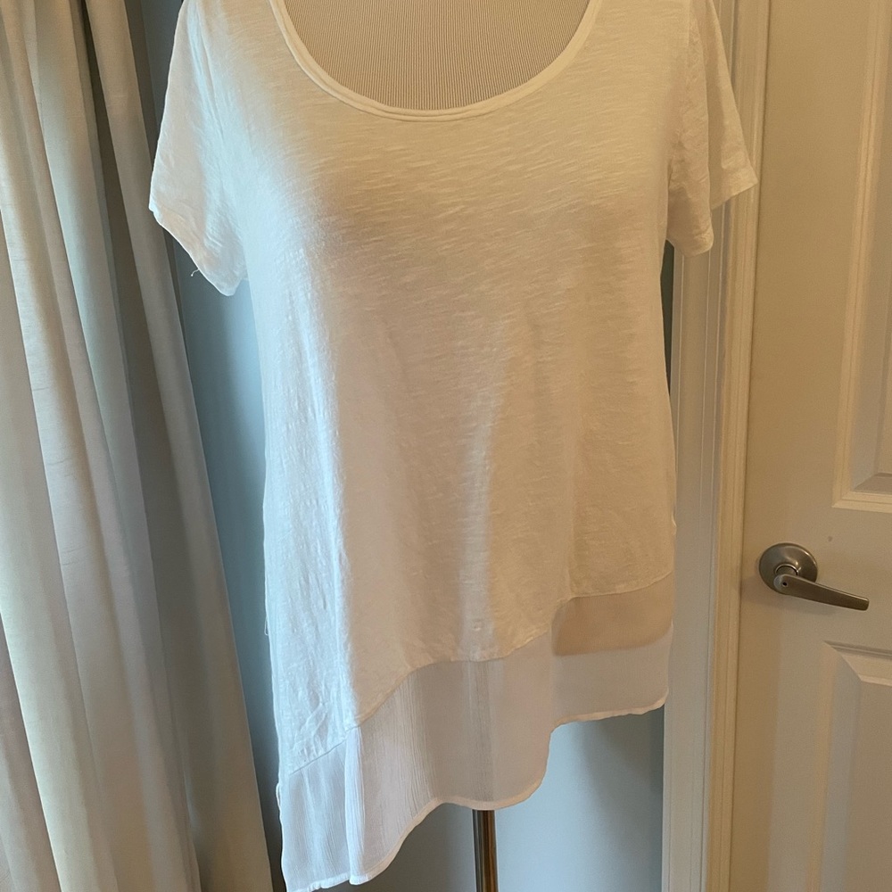 New Direction T shirt Asymmetrical a white size Large